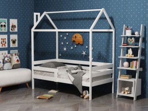 Детская кровать-домик из массива березы Соня-6 (800*1600) Белый/Лак в Новоуральске - novouralsk.ok-mebel.com | фото