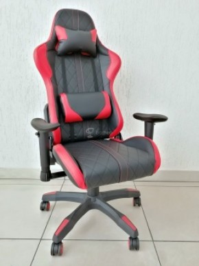 Кресло геймерское Barneo K-52 (черная экокожа красные вставки) в Новоуральске - novouralsk.ok-mebel.com | фото