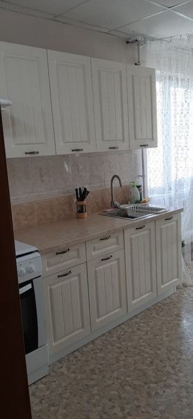 Кухня модульная Луксор серый-кремовый в Новоуральске - novouralsk.ok-mebel.com | фото 5